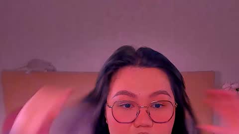 Snapshot of barbara_bb chatting on February 21, 2025, 10:48 pm Barbie Kim online show from February 21, 2025, 10:48 pm