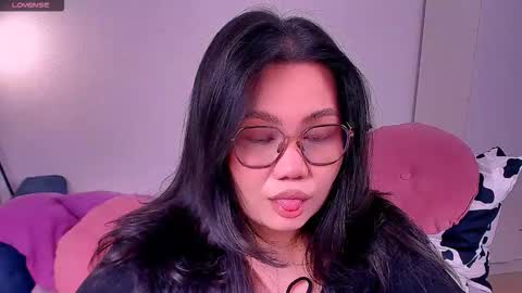 Barbie Kim online show from March 30, 2026, 4:24 am