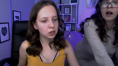 Snapshot of barbara_meow_ chatting on December 16, 2024, 8:58 pm Barbara online show from December 16, 2024, 8:58 pm