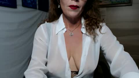 Snapshot of barbaradominatrix chatting on December 17, 2025, 8:37 pm BARBARA DOMME online show from December 17, 2025, 8:37 pm