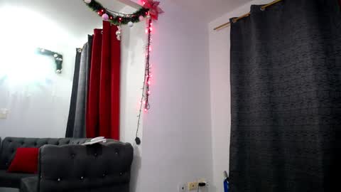 Snapshot of barbaraferrer69 chatting on December 10, 2024, 7:16 am BARBARA FERRER online show from December 10, 2024, 7:16 am