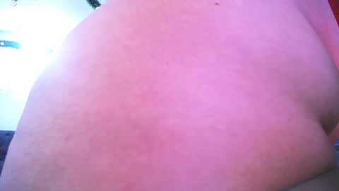 Snapshot of barbaraferrer69 chatting on December 12, 2024, 5:10 am BARBARA FERRER online show from December 12, 2024, 5:10 am