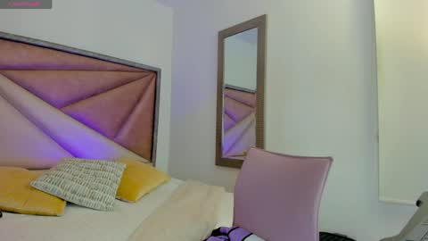 Snapshot of barbaraknox_ chatting on April 23, 2026, 12:15 pm Barbara online show from April 23, 2026, 12:15 pm