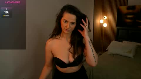 Snapshot of barbaraxoxox chatting on December 2, 2025, 6:19 am barbaraxoxox online show from December 2, 2025, 6:19 am