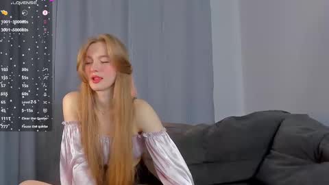 Snapshot of barbbiiedoll chatting on February 16, 2025, 10:10 pm Kendall online show from February 16, 2025, 10:10 pm