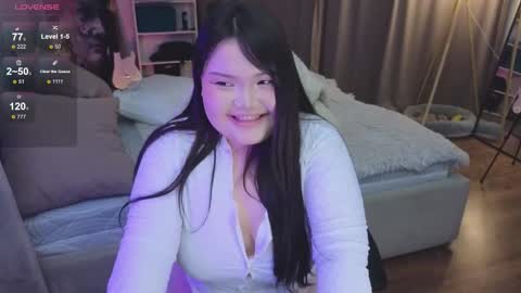 Leya online show from November 22, 2025, 9:03 pm