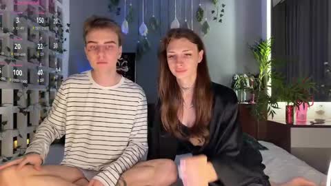 Snapshot of barbie_bi chatting on March 1, 2025, 7:48 pm My name is Molly. Please say hello I like talking to you. If you have any wishes or obscene desires please use the tip menu online show from March 1, 2025, 7:48 pm