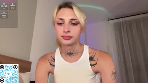 Snapshot of barbie_bi chatting on September 14, 2025, 7:46 pm My name is Molly. Please say hello I like talking to you. If you have any wishes or obscene desires please use the tip menu online show from September 14, 2025, 7:46 pm