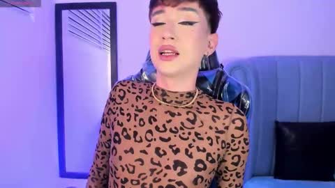 Snapshot of barbie_boy_ chatting on February 20, 2026, 7:21 am I work from home this is my room 3 online show from February 20, 2026, 7:21 am