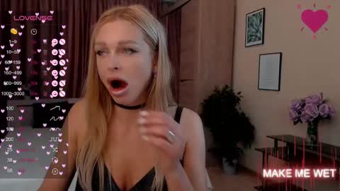 Snapshot of barbie_kiss1 chatting on January 22, 2025, 4:34 am barbie online show from January 22, 2025, 4:34 am