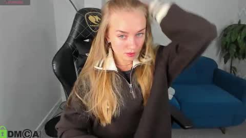 LisGTM2 Mon-Thu Sat 0100am-0700am online show from November 19, 2025, 12:54 am