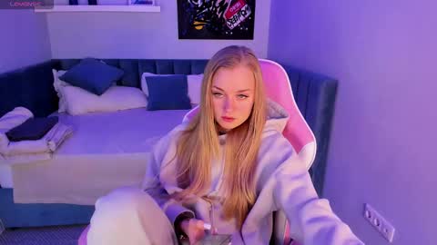 Snapshot of barbie_lis chatting on January 18, 2026, 1:09 am LisGTM2 Mon-Thu Sat 0100am-0700am online show from January 18, 2026, 1:09 am