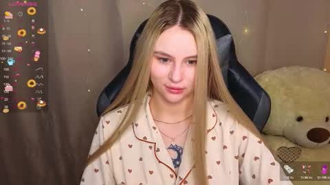 Eva online show from September 14, 2025, 5:06 am