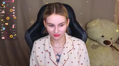 Eva online show from September 18, 2025, 4:47 am