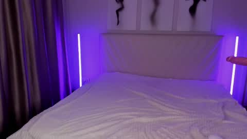 Snapshot of barbielina_ chatting on June 3, 2026, 8:25 pm Emma online show from June 3, 2026, 8:25 pm