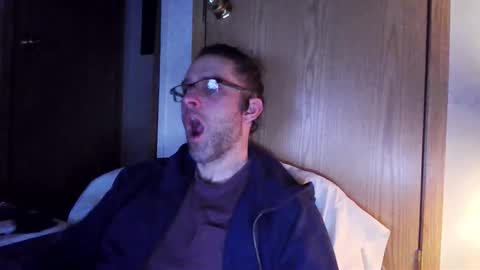 Snapshot of barebearstudio chatting on March 18, 2026, 6:38 am barebearstudio online show from March 18, 2026, 6:38 am