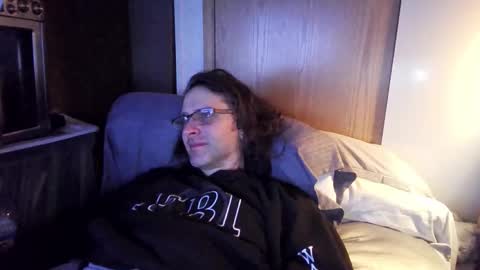 Snapshot of barebearstudio chatting on March 21, 2026, 8:19 am barebearstudio online show from March 21, 2026, 8:19 am