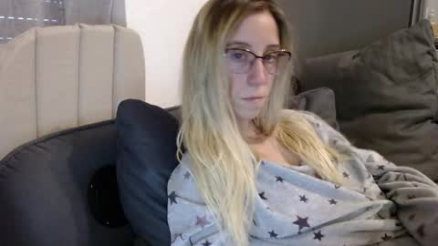 Lena online show from May 19, 2026, 5:30 pm