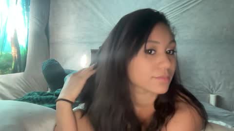 chicka online show from February 15, 2025, 9:48 pm