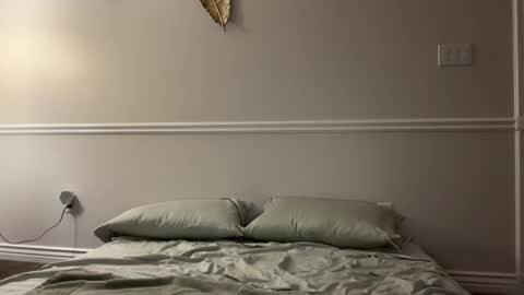 chicka online show from February 17, 2026, 5:04 am