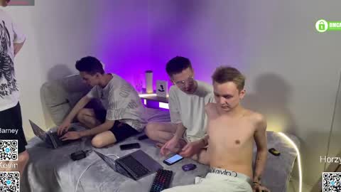 Snapshot of barney_kevin chatting on February 22, 2025, 7:03 pm Fansly Barney and Kevin T online show from February 22, 2025, 7:03 pm