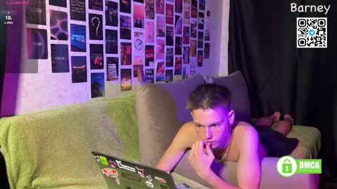 Snapshot of barney_kevin chatting on September 18, 2025, 3:25 pm Fansly Barney and Kevin T online show from September 18, 2025, 3:25 pm