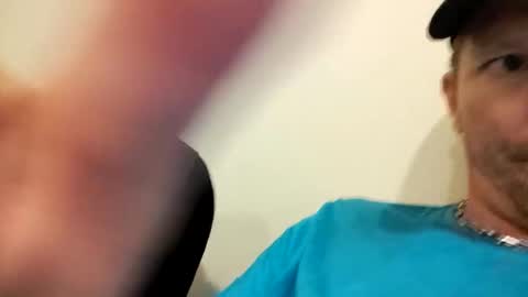 barniemay online show from October 17, 2025, 2:26 am