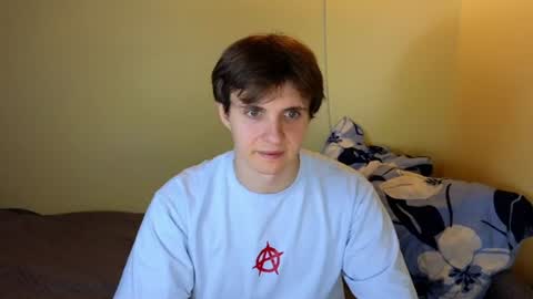 Snapshot of barrett_terrs chatting on July 23, 2026, 7:01 pm Barr online show from July 23, 2026, 7:01 pm