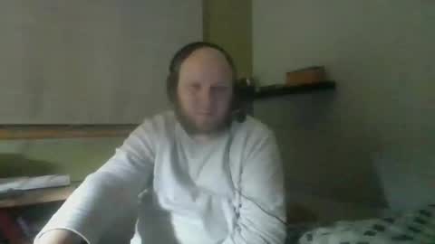 Snapshot of bart_poland chatting on February 22, 2025, 2:39 am bart_poland online show from February 22, 2025, 2:39 am