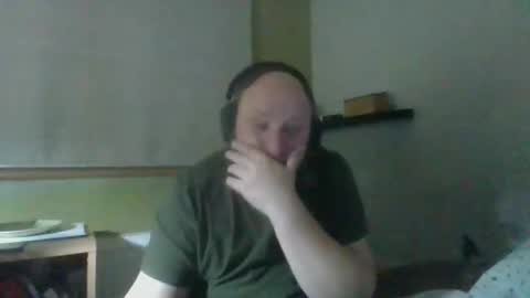 Snapshot of bart_poland chatting on October 1, 2025, 9:54 pm bart_poland online show from October 1, 2025, 9:54 pm