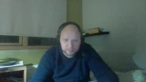 Snapshot of bart_poland chatting on November 2, 2025, 9:06 pm bart_poland online show from November 2, 2025, 9:06 pm