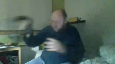 Snapshot of bart_poland chatting on November 18, 2025, 10:14 pm bart_poland online show from November 18, 2025, 10:14 pm