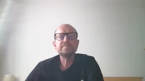 Snapshot of basher69horny4u chatting on November 12, 2025, 8:59 am basher69horny4u online show from November 12, 2025, 8:59 am