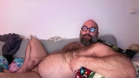 baskec77 online show from March 21, 2026, 12:04 am