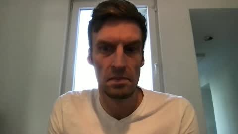 Snapshot of basst23 chatting on January 19, 2026, 10:19 am basst23 online show from January 19, 2026, 10:19 am