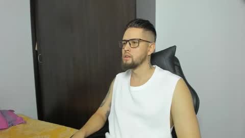 Snapshot of bastianwatson10 chatting on November 3, 2025, 4:41 pm bastianwatson10 online show from November 3, 2025, 4:41 pm