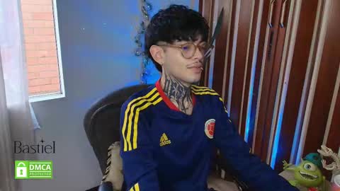 Bastiel online show from November 21, 2025, 9:57 pm