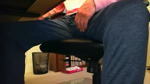 Snapshot of batebro13 chatting on May 19, 2026, 12:55 pm BateBro13 online show from May 19, 2026, 12:55 pm