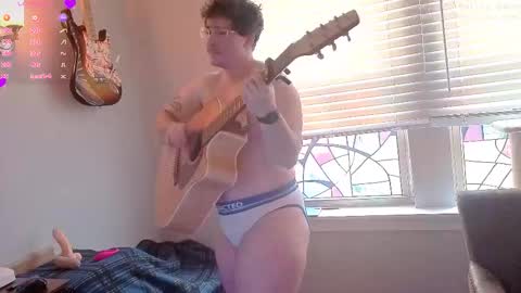 Snapshot of batemate_ chatting on December 15, 2025, 7:40 pm Matteo Amore online show from December 15, 2025, 7:40 pm