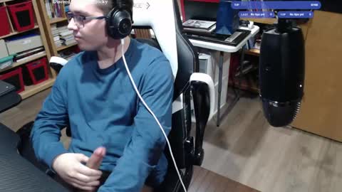 Ricky online show from May 3, 2026, 2:01 pm