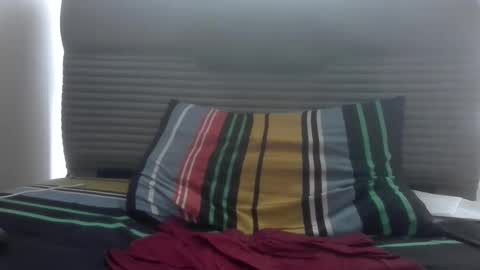 Snapshot of bathoneacock chatting on February 27, 2026, 9:31 am bathoneacock online show from February 27, 2026, 9:31 am