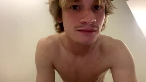 Snapshot of batsarecooler chatting on October 2, 2025, 4:58 pm batsarecooler online show from October 2, 2025, 4:58 pm