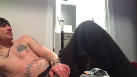 Snapshot of battlewolfxx chatting on February 22, 2025, 5:34 am battlewolfxx online show from February 22, 2025, 5:34 am