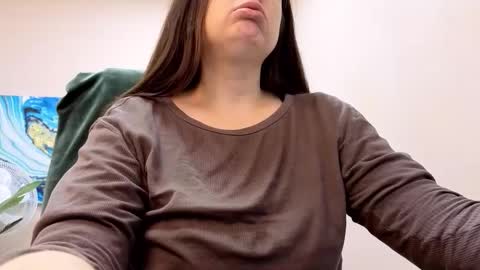 battymoll online show from October 29, 2025, 3:36 pm