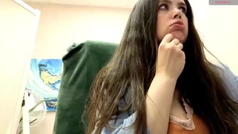 battymoll online show from November 27, 2025, 3:36 pm