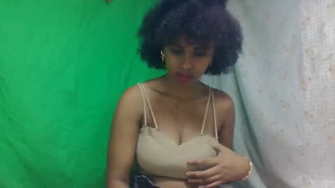 bavianona online show from November 28, 2025, 12:24 am