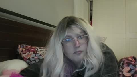 BjBambi online show from October 31, 2025, 9:21 am