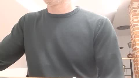 baxter78 online show from April 17, 2026, 11:52 pm