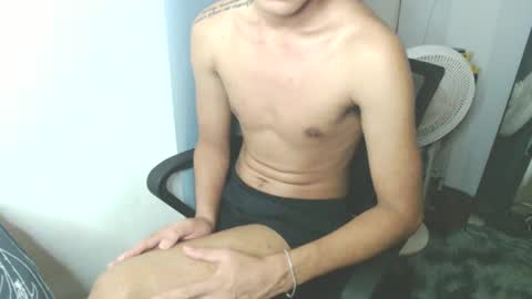 Snapshot of baxter_bab chatting on February 18, 2025, 7:41 pm Lf Babe online show from February 18, 2025, 7:41 pm