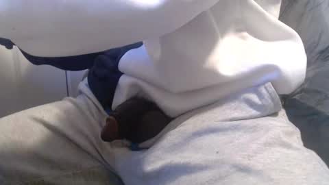 Racks online show from October 27, 2025, 6:12 pm